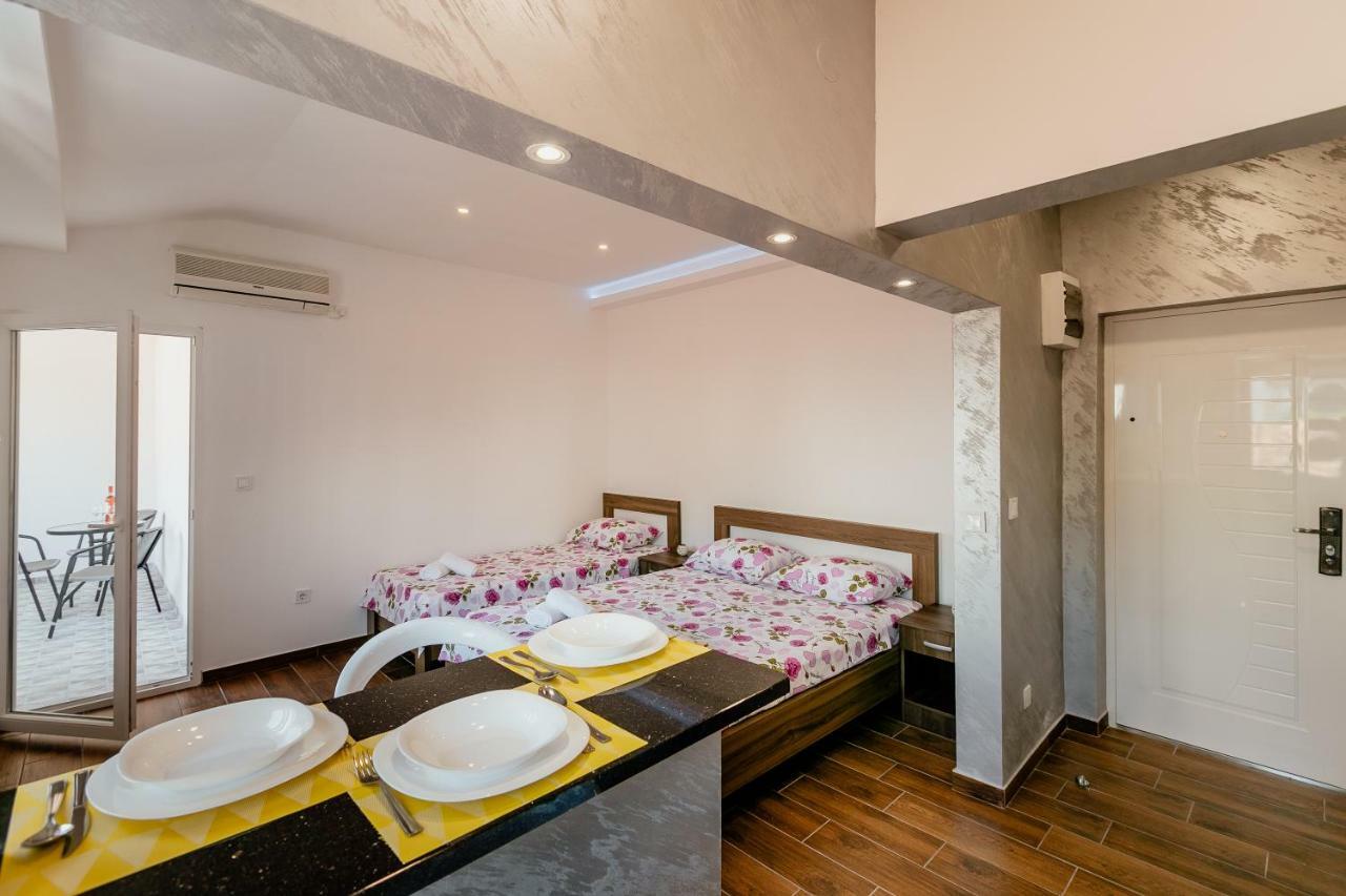 Apartman Mia Herceg Novi Exteriér fotografie